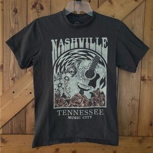 Women's Nashville Tennessee Grey Music City Tee | Size Small